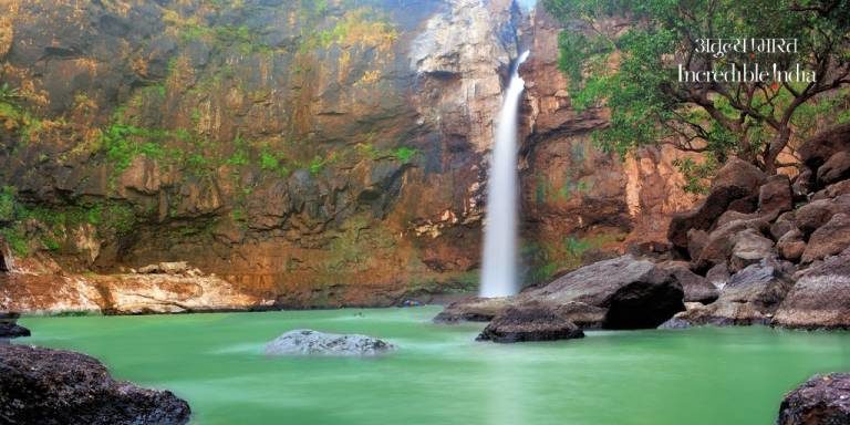 Amazing Dabhosa Waterfalls in Maharashtra