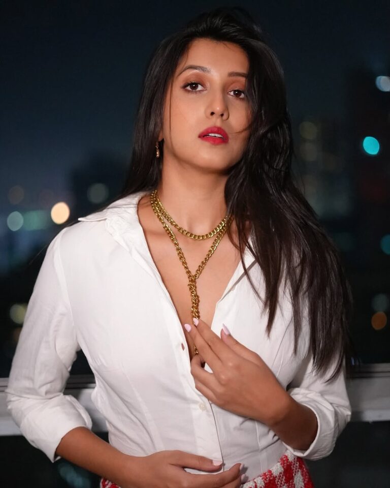 Palak Jaiswal Wows Fans with Her Glamorous Style