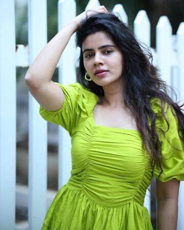 Soundariya Nanjundan's Dazzling Photos