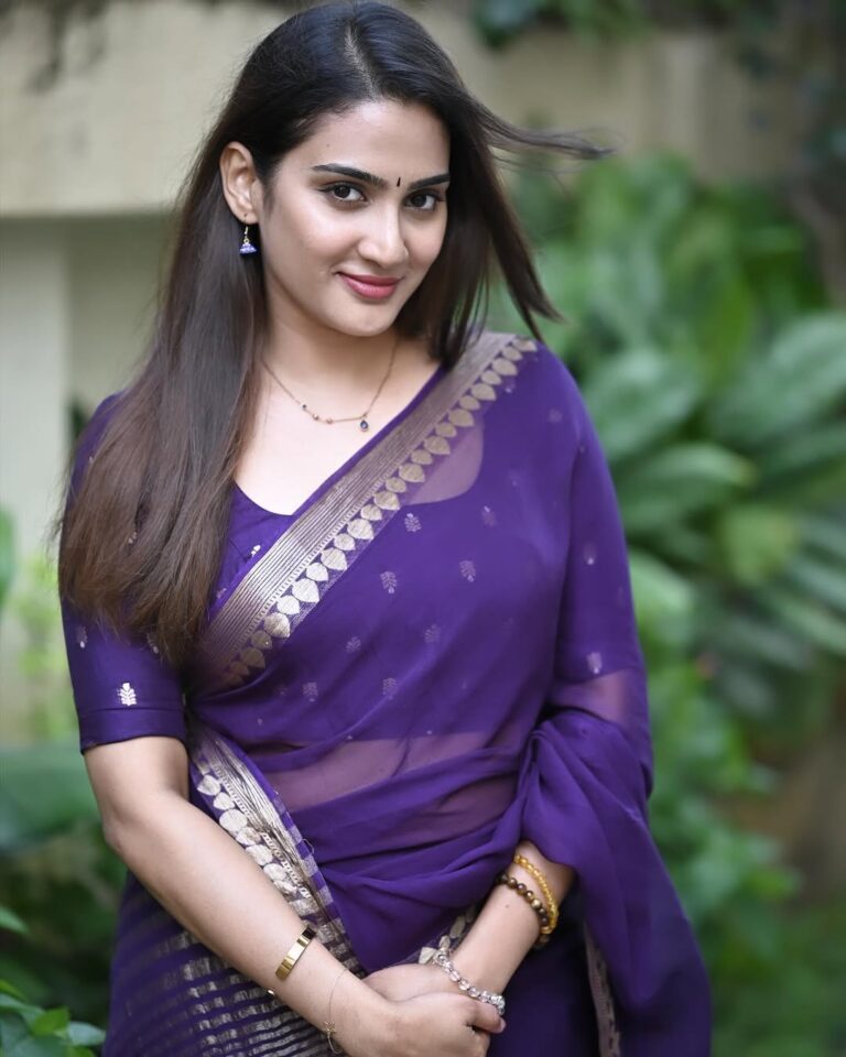 Aditi Ravi's Amazing Beauty Shines in Her Latest Saree Look