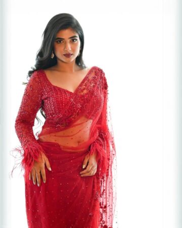 Pragya Nagra Shines in Gorgeous Red Saree