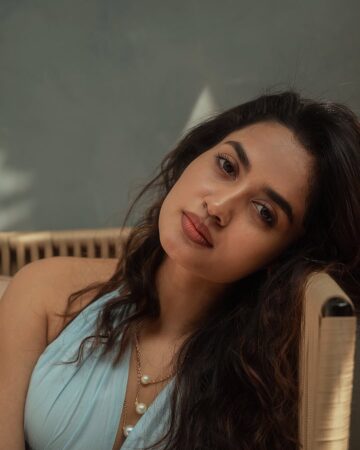 Teju Ashwini Looks Breathtaking in Her Latest Glamorous Photos