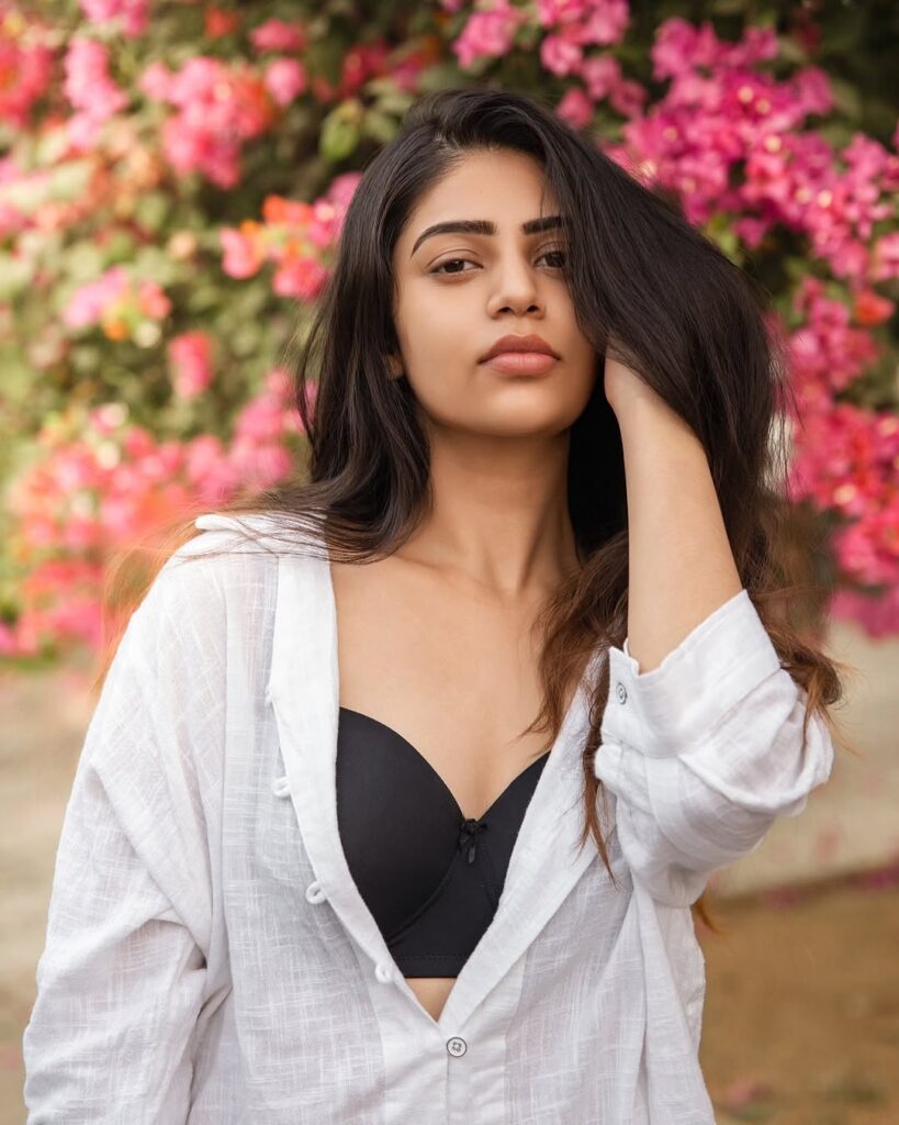 Bandhavi Sridhar Stuns in Skirt and Black Bra