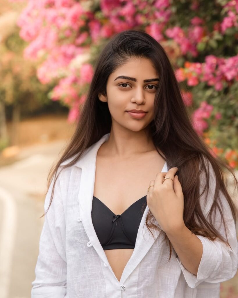 Bandhavi Sridhar Stuns in Skirt and Black Bra