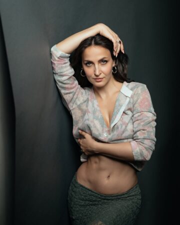 Elli AvrRam Turns Up the Heat