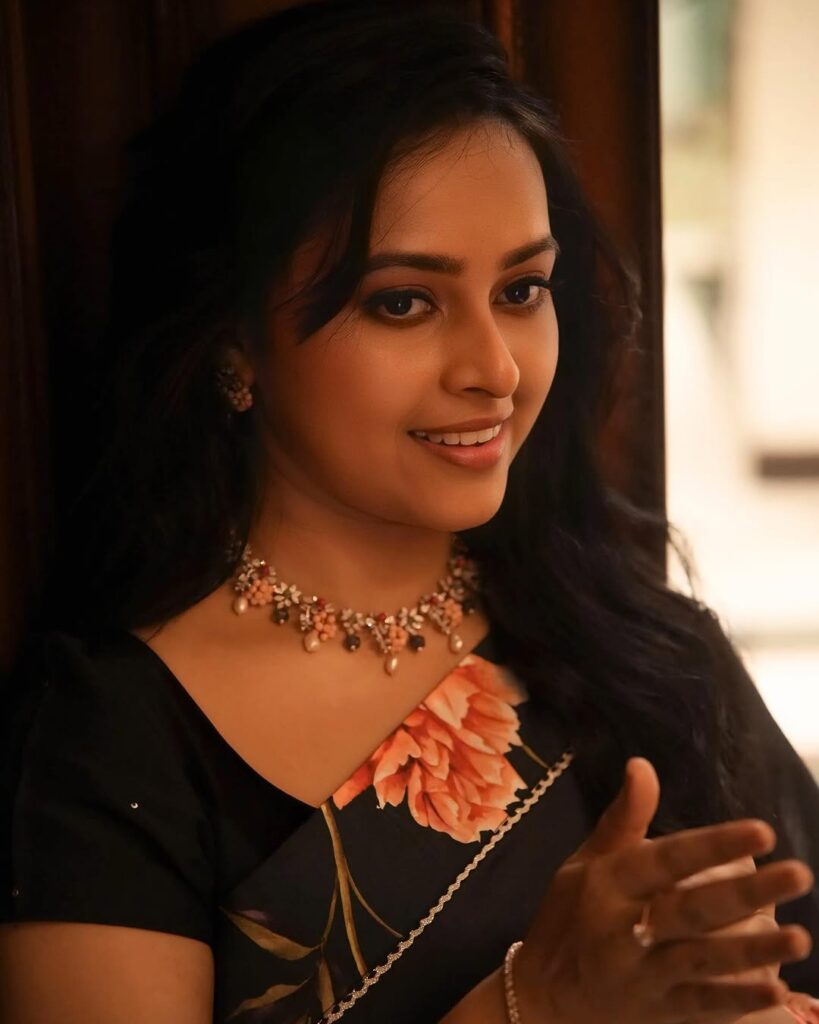 Sri Divya's Gorgeous Saree Look