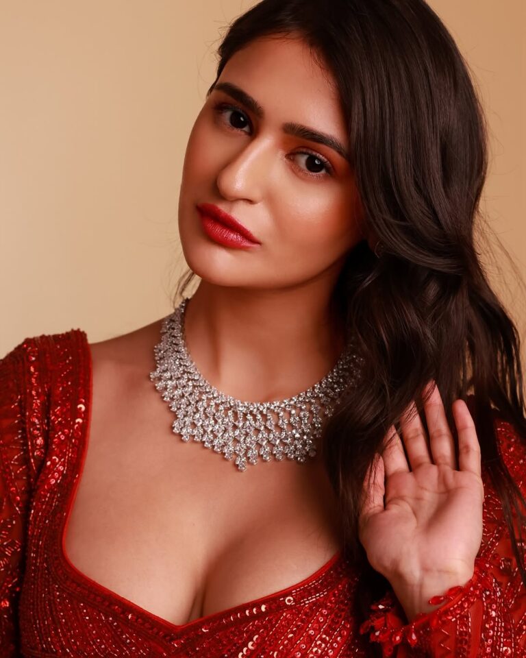 Prakriti Pavani's Bold and Beautiful Desi Avatar