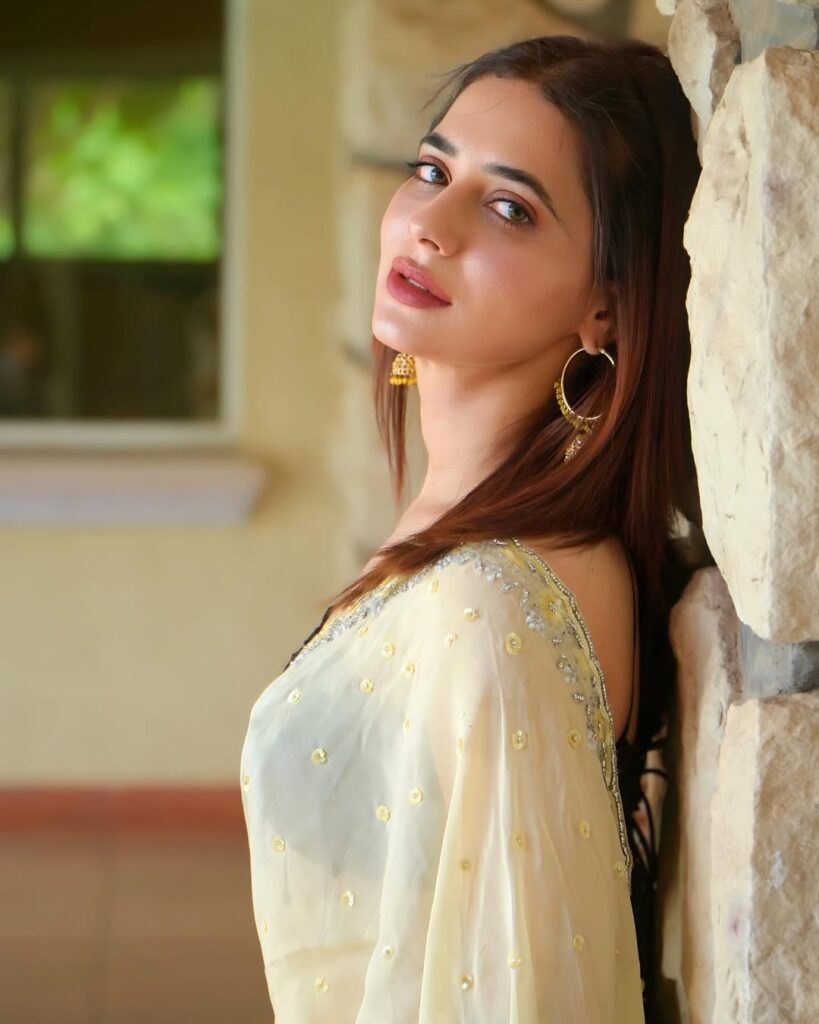 Priyanka Rewri's Timeless Saree Look is Winning Hearts