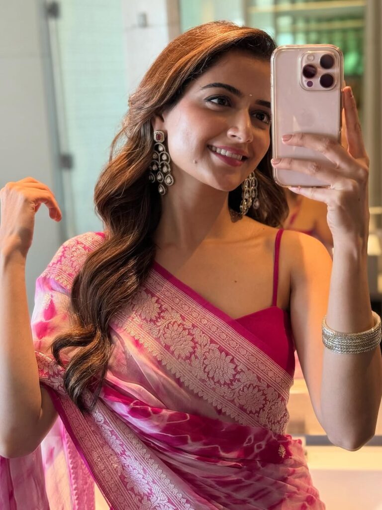 Ashika Ranganath's Traditional Yet Glamorous Saree Look